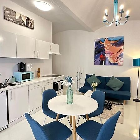 C'Est La Vie A Paris Apartment Wiedeń Zewnętrze zdjęcie
