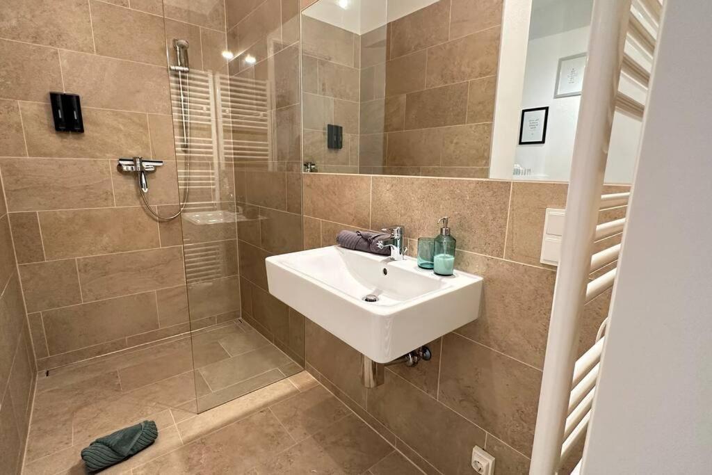 C'Est La Vie A Paris Apartment Wiedeń Zewnętrze zdjęcie