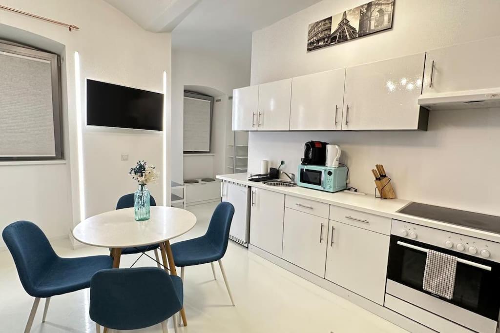 C'Est La Vie A Paris Apartment Wiedeń Zewnętrze zdjęcie